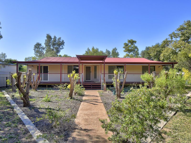 14B Lark Street, Longreach