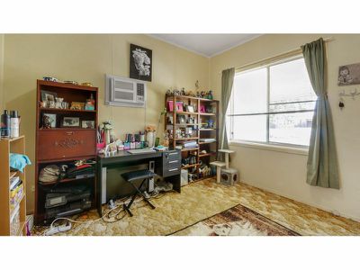 42 Third Avenue, Narromine