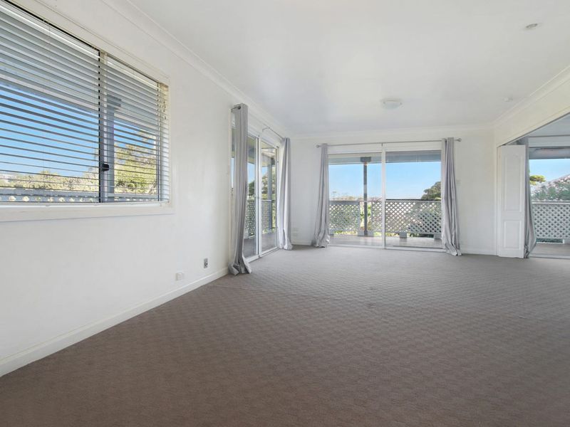 1 / 6 Tiarri Crescent, Terrigal