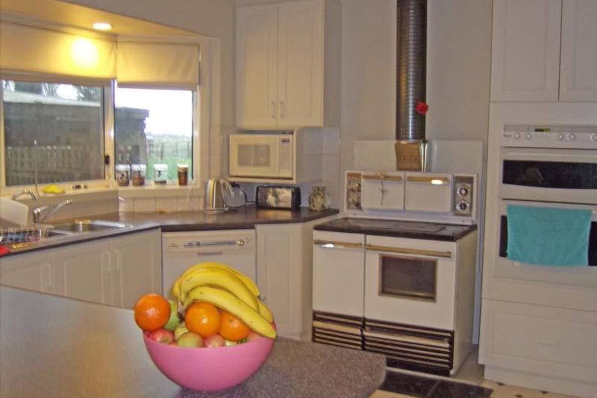 524 Lancaster Road, Lancaster