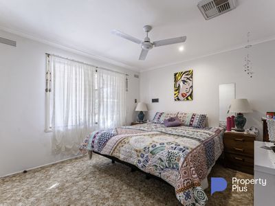 9-11 Clare Avenue, Lockington