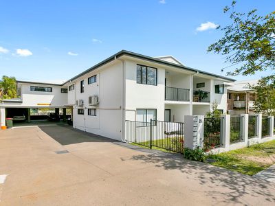 3/25 Galway Street, Greenslopes