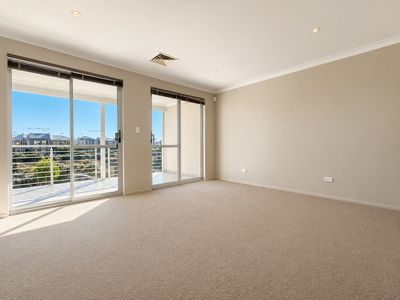 58 Congenial Loop, Atwell