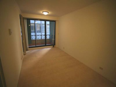 803 / 1 Hosking Place, Sydney