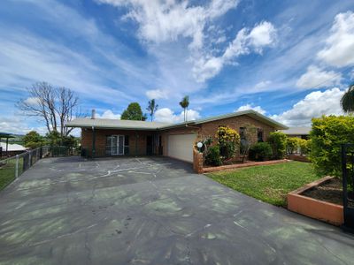 14 Hillview Circuit, Atherton