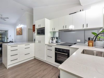 27 Forrest Parade , Bakewell