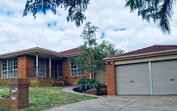 1 Lodge Crescent, Berwick