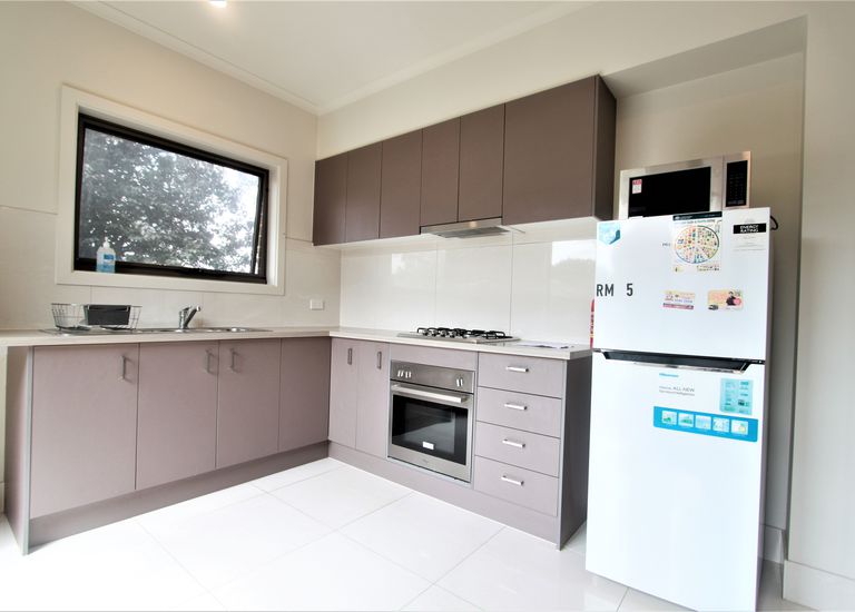 2 / 108 (R2) Wellington Road, Clayton