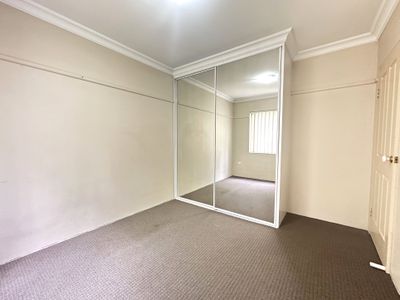 4 / 15-23 Mowle Street, Westmead