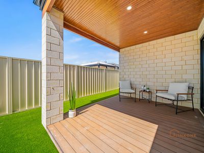 7B Silvertop Terrace, Willetton