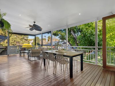 147 Glebe Road, Silkstone