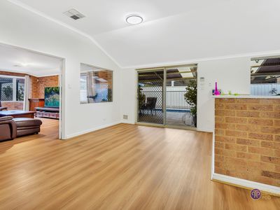 55 Teakwood Loop, Thornlie