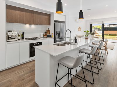 6 Wineglass Walk, Carrum Downs