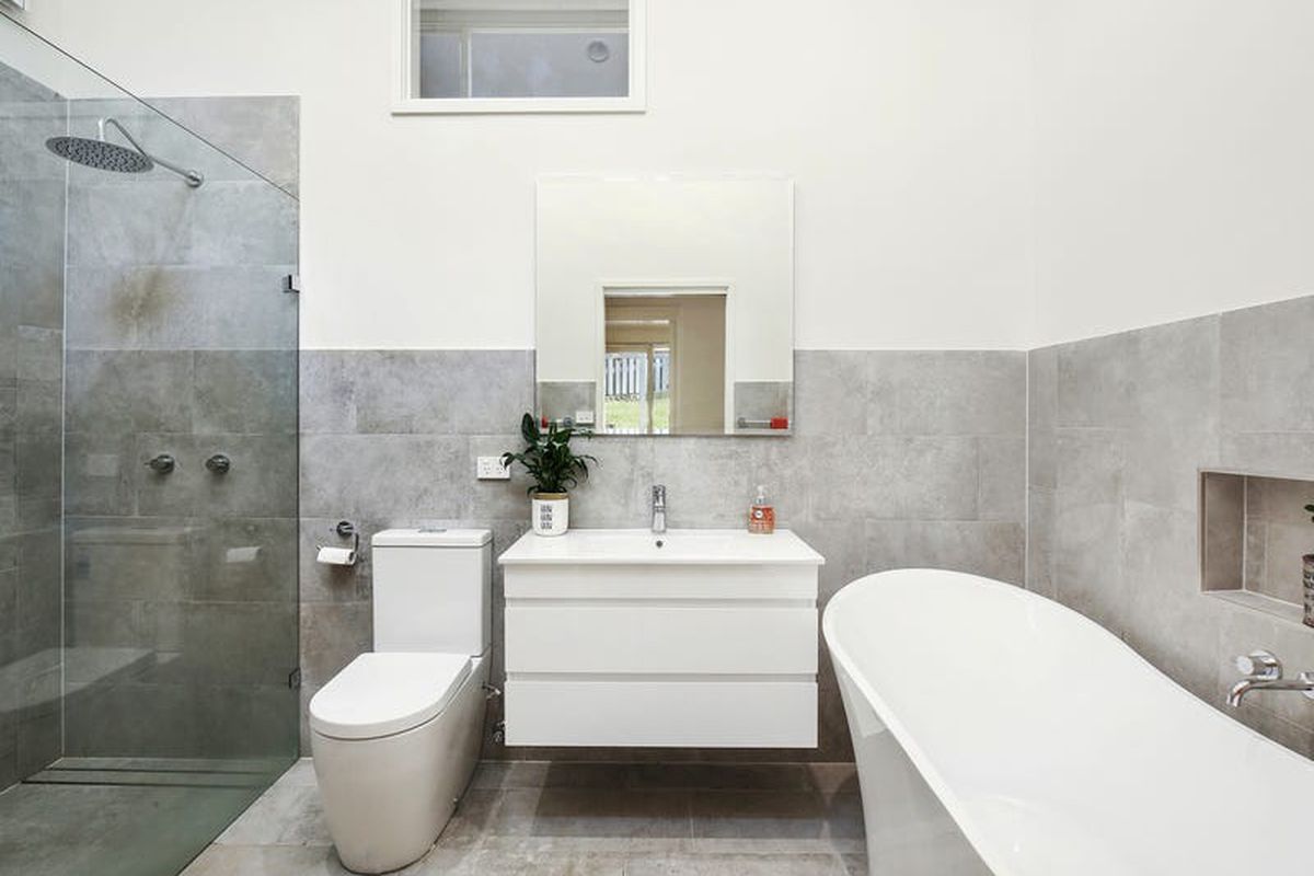 7 Derwyn Close, North Gosford
