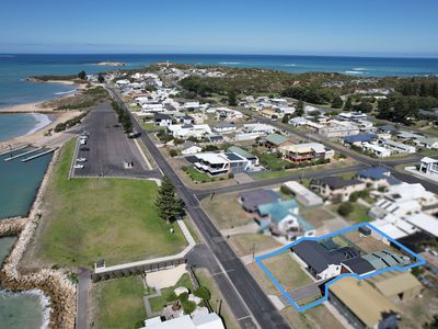 4 Beach Road, Beachport