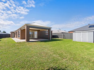 12 Relph Avenue, Sale