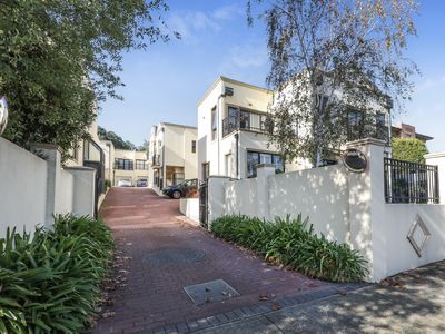 8 / 32 Fisher Parade, Ascot Vale