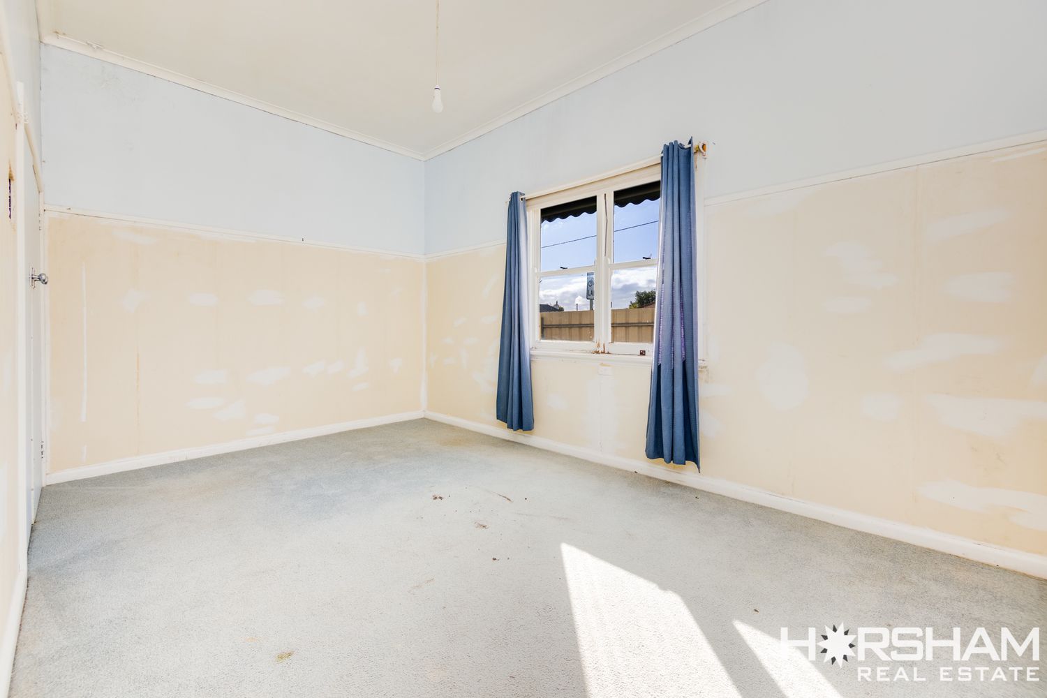 13 Albert Street, Horsham