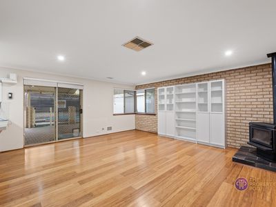 78 Explorer Drive, Thornlie