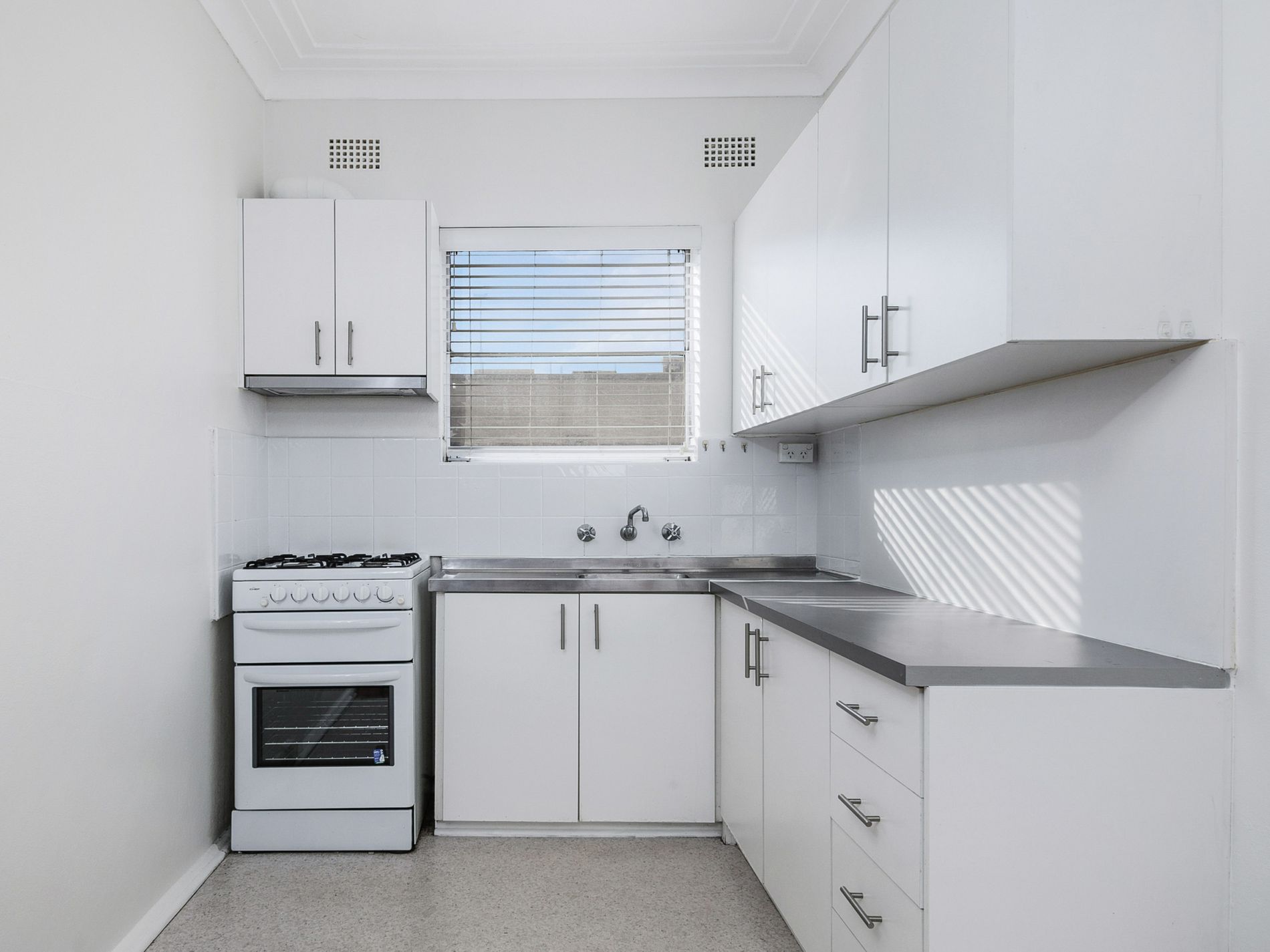 5 / 11 Derby Street, Kogarah