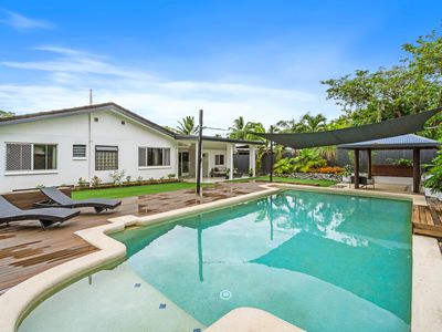 9 ZAMIA STREET, Holloways Beach