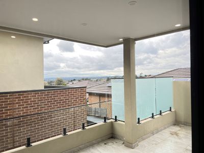 1 / 233 Thompsons Road, Templestowe Lower
