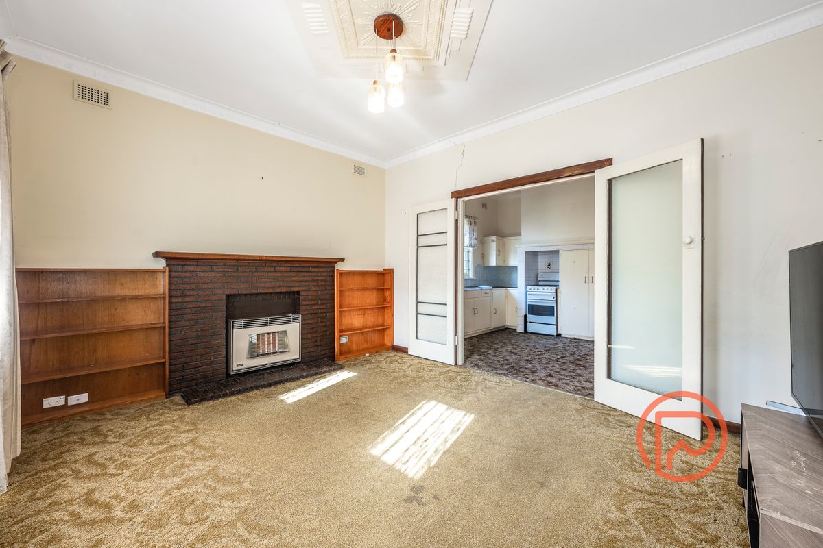 23 Holbrooks Road, Flinders Park