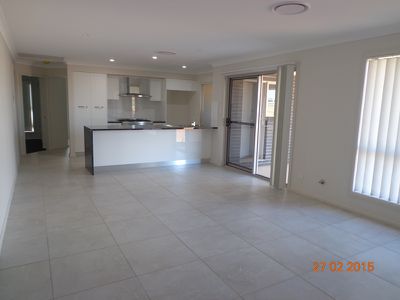 42 Champagne Drive, Dubbo