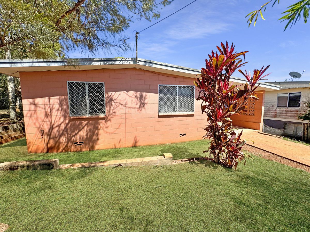 17 ARMSTRONG STREET, Atherton