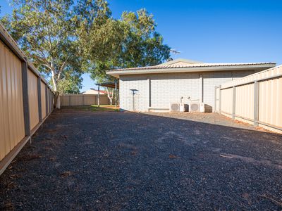 4 / 15 Becker Court, South Hedland