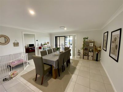 4 Livingston Boulevard, Forbes
