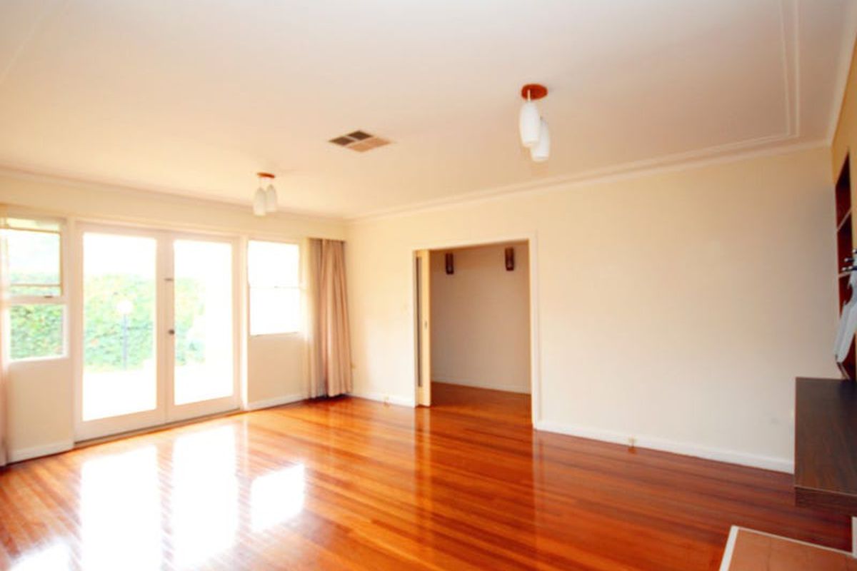 11 Tallgums Avenue, West Pennant Hills