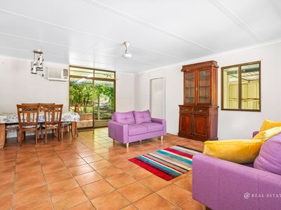 61 Howes Road, Farnborough