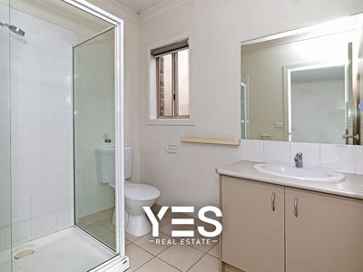 18 Kingsdale Crescent, Pakenham
