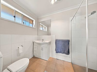 44A & 44B Madden Drive, Griffith