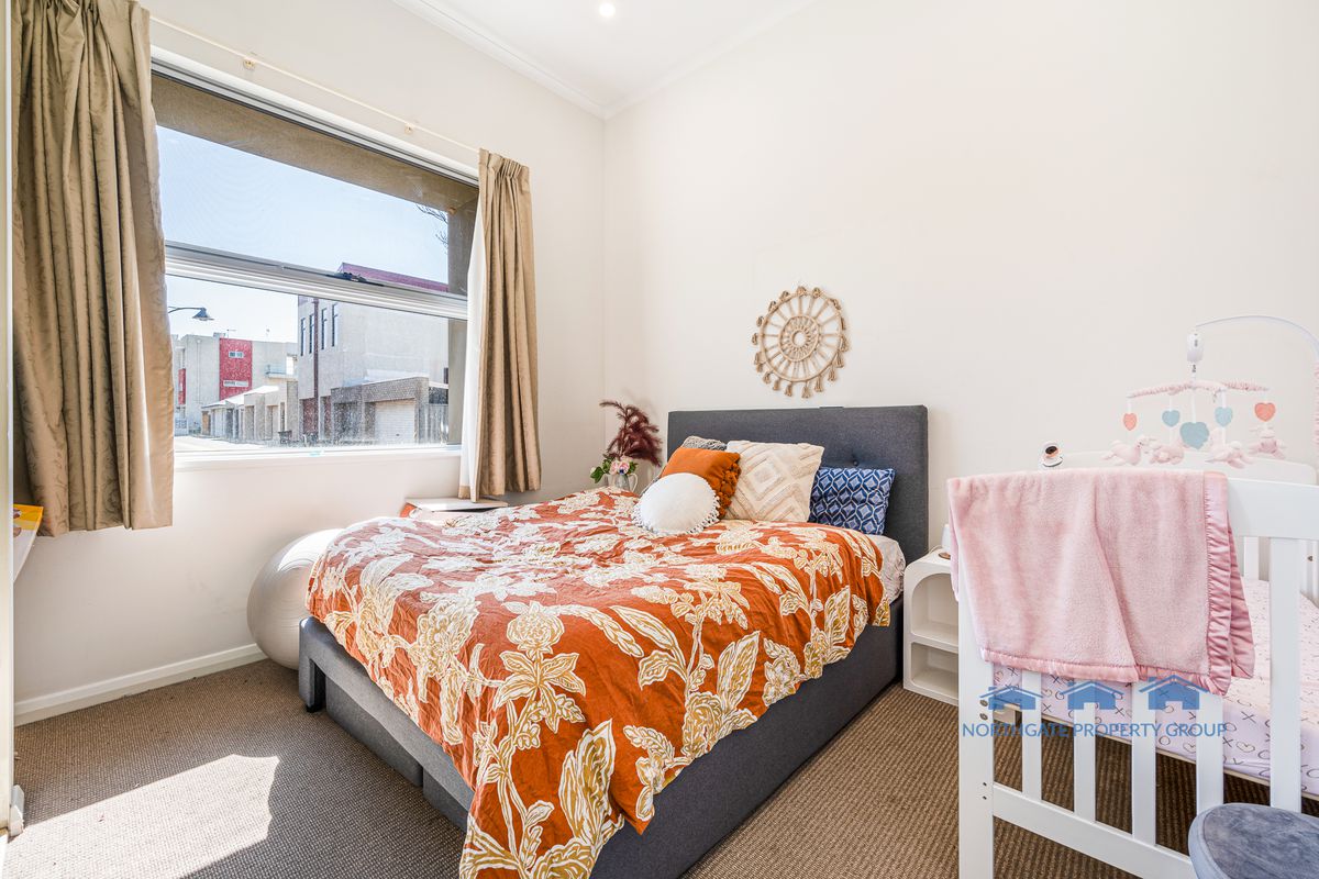 9 Northcote Walk, Mawson Lakes