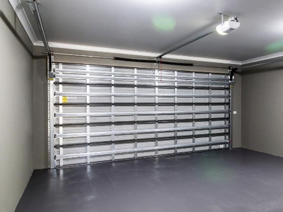 2 / 5 Jasmine Court, Atherton