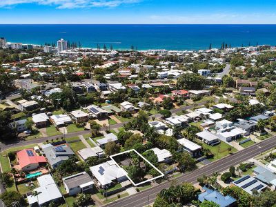 9 Palm Drive, Mooloolaba