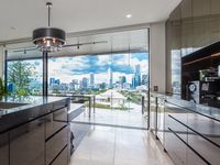 6 / 170 Dornoch Terrace, Highgate Hill