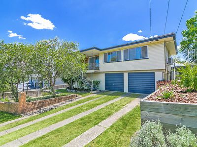 33 Pareena Crescent, Mansfield