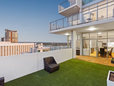 2201 / 237 Adelaide Terrace, Perth