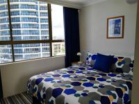 1 / 20 Orchid Avenue, Surfers Paradise