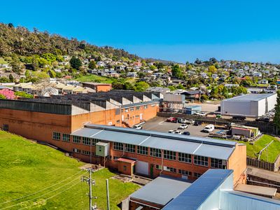 Tenancy 1 / 45 Thistle Street West, South Launceston