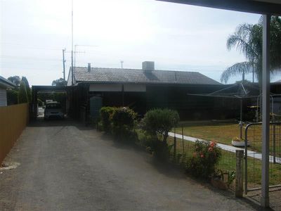 24 Forrester  St, Forbes