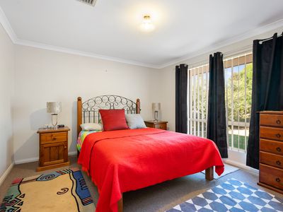 33A Longmore Parade , Broadwood