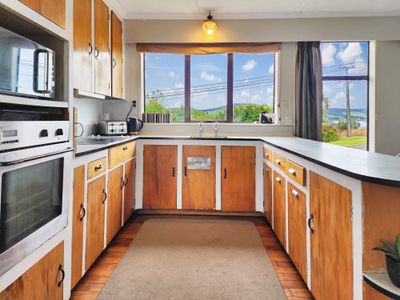 27 Bath Road, Riverton