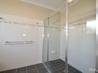 11 William Farrer Drive, Dubbo