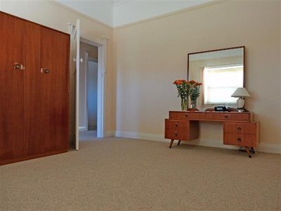 54 Hodge St, Hurstville