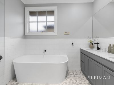 17 Whitmore Place, Hillside