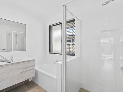 12 Sea Salt Drive, Lammermoor